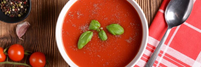 Ντοματόσουπα - Αγγελική Ζαφειράκη